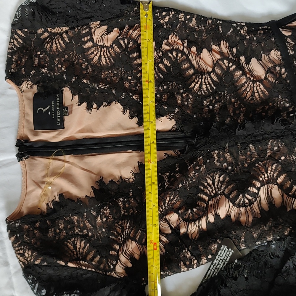 London Limited Edition V-Neck Bodycon Midi Dress Scalloped Lace Motoboho GODDESS - Picture 14 of 16